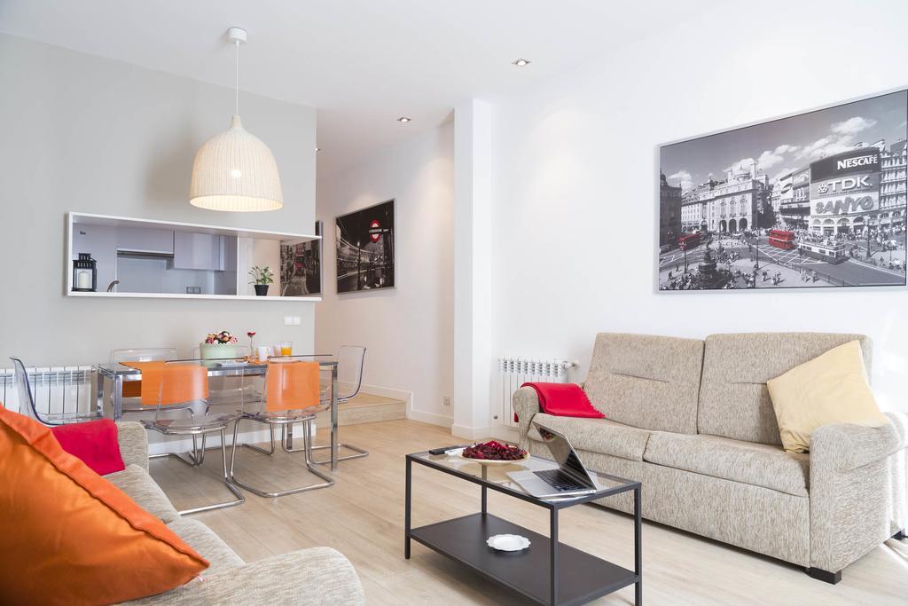 Smartrental Madrid Gran Via Apartments Extérieur photo