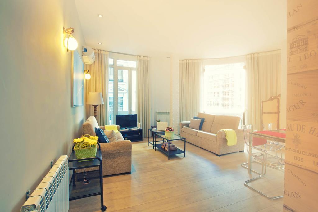 Smartrental Madrid Gran Via Apartments Extérieur photo